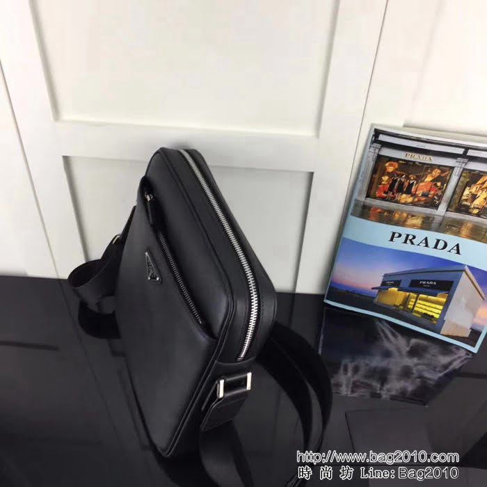 普拉達PRADA原單 P家新款專櫃品質 2VE362原廠十字紋牛皮男士單肩斜挎包 PHY1594